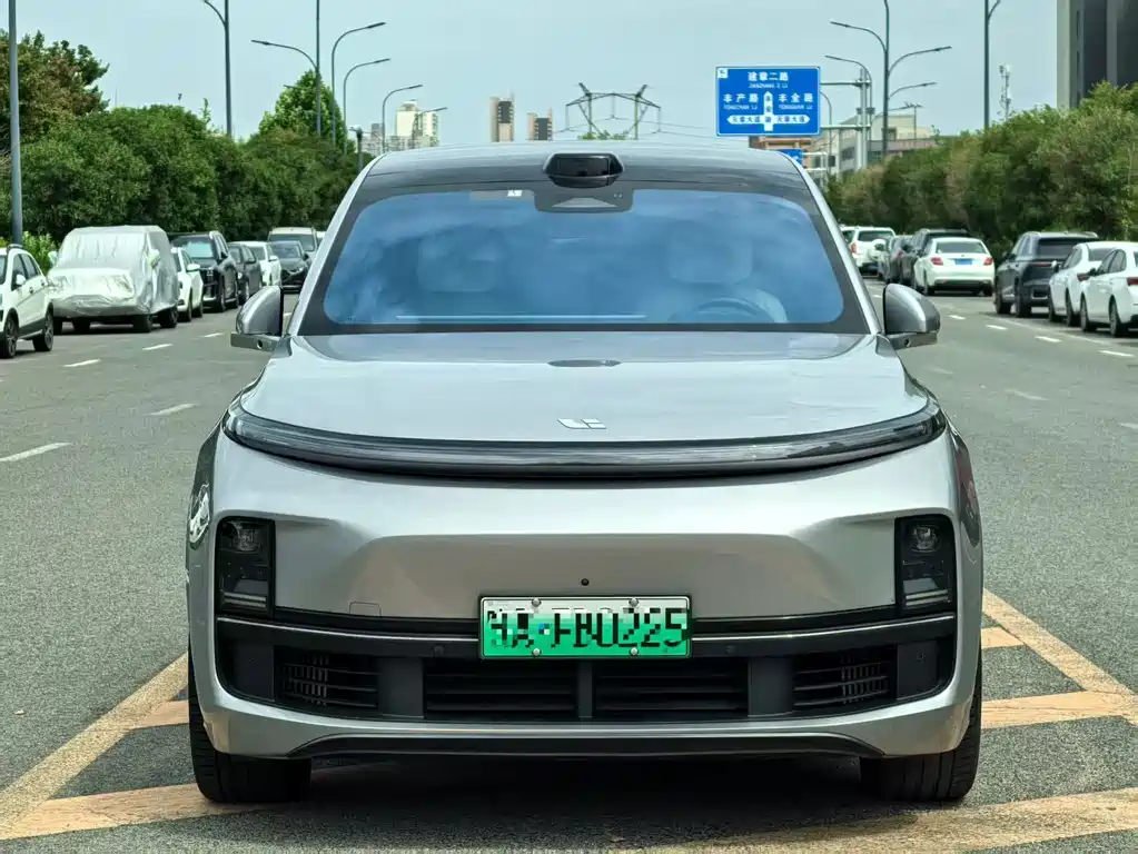 Li Auto Li L9 — миниатюра 2