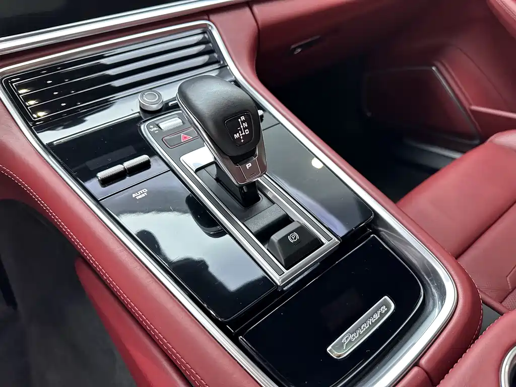 Porsche Panamera — миниатюра 7