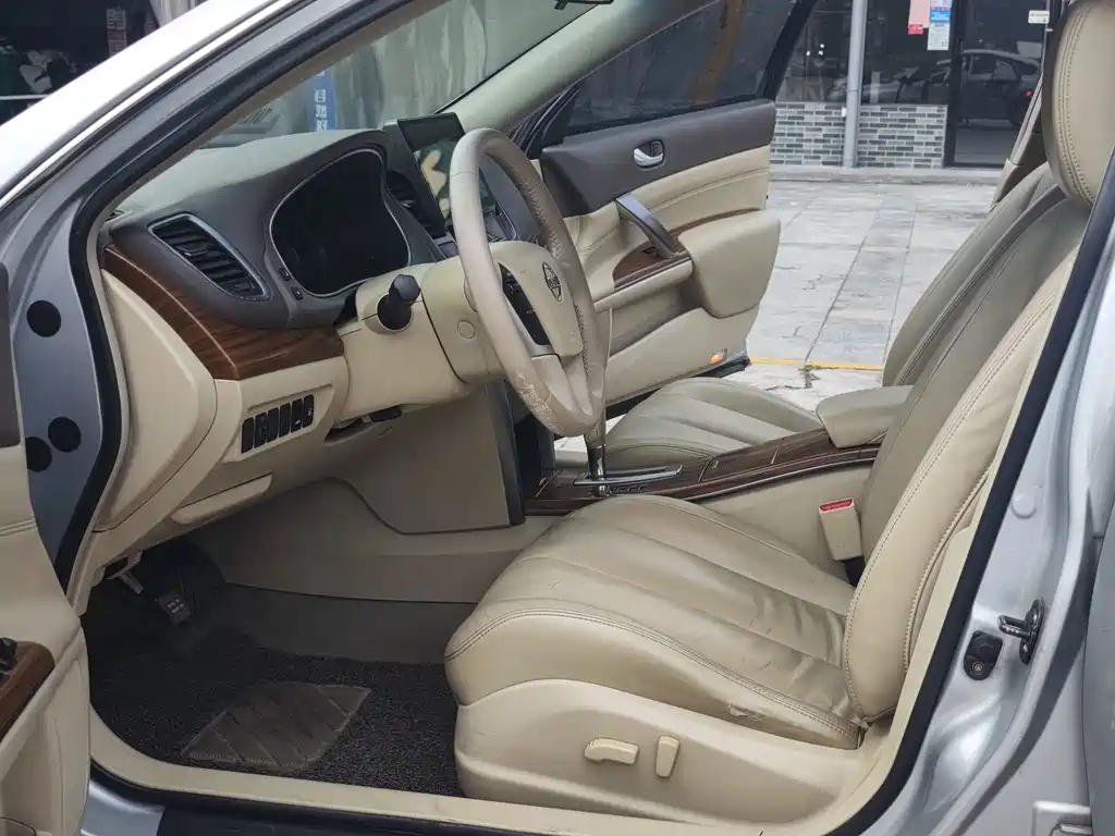 Nissan Teana — миниатюра 7
