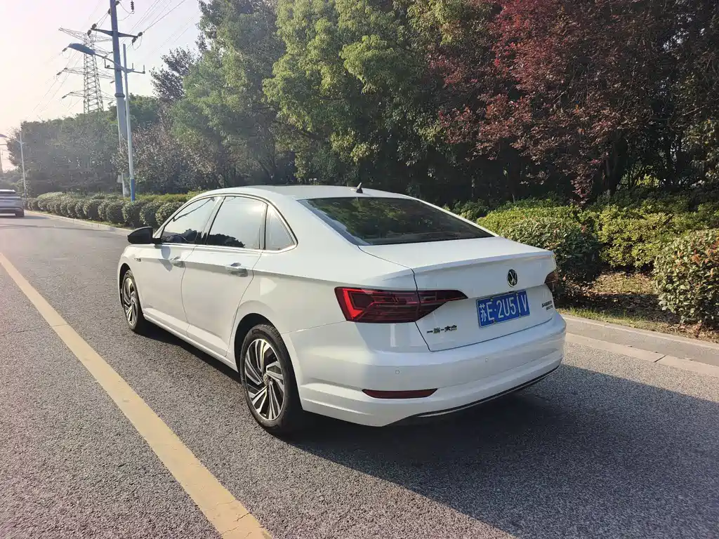 Volkswagen Sagitar — миниатюра 6