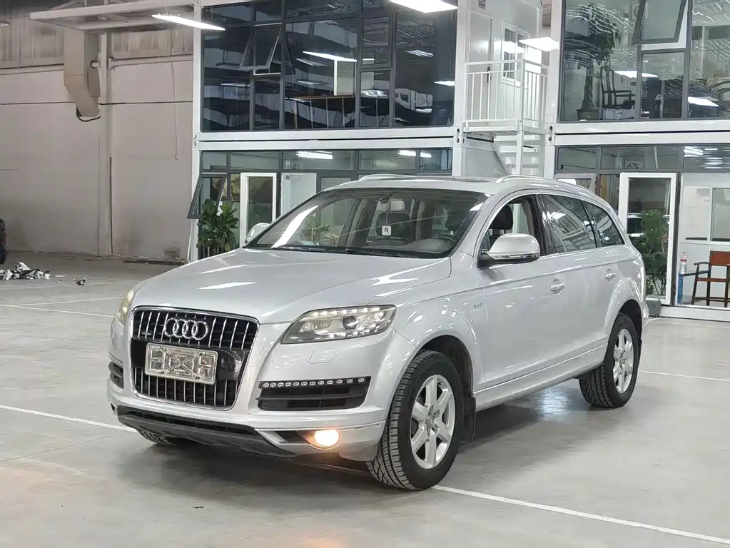 Audi Q7 — миниатюра 3