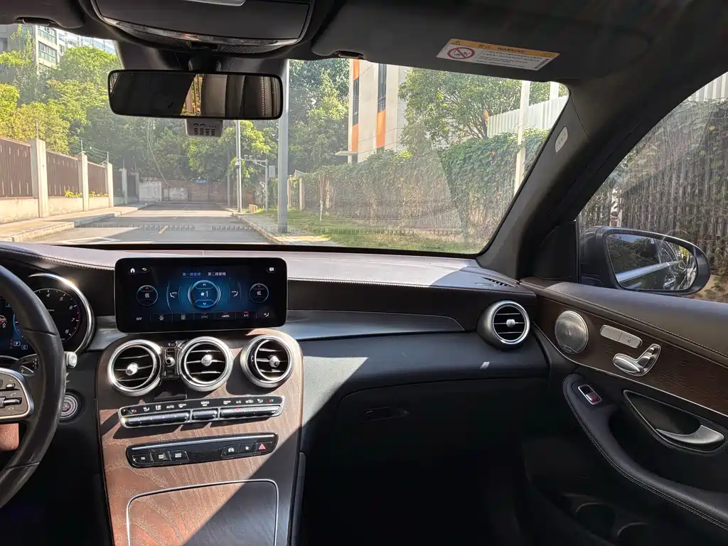 Mercedes-Benz GLC 2022 GLC 300 L 4MATIC