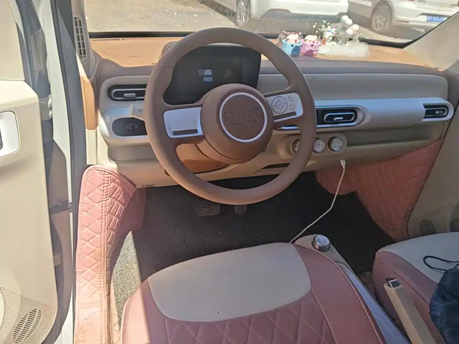 Wuling MINIEV — миниатюра 12