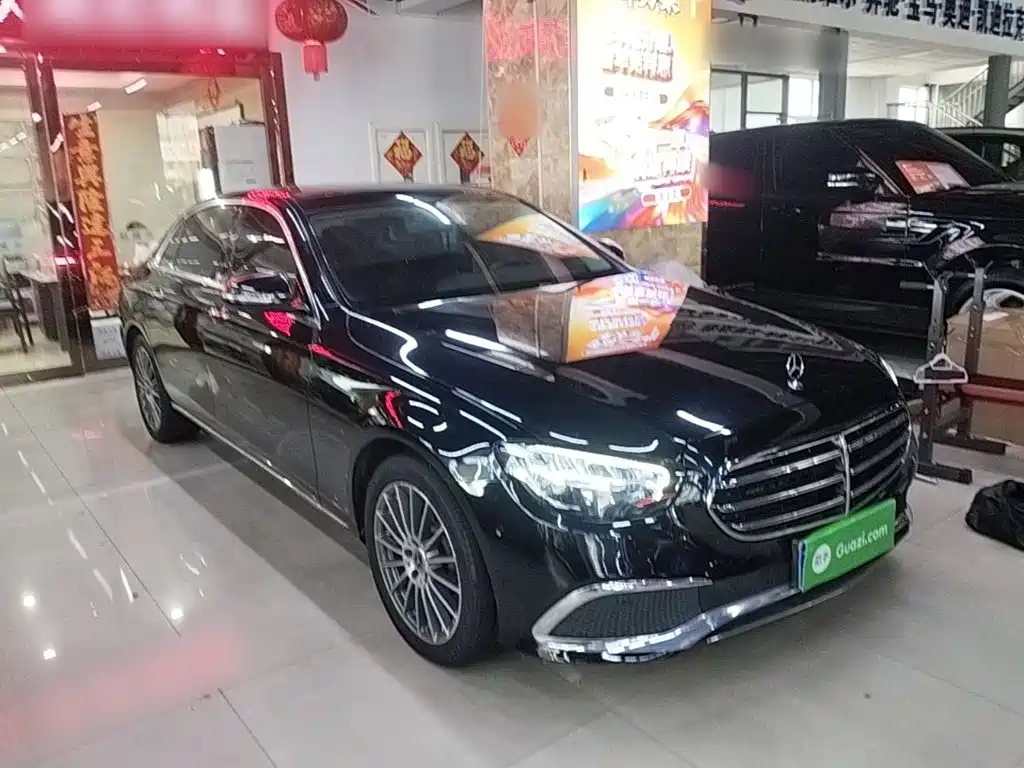Mercedes-Benz E-Class — миниатюра 4