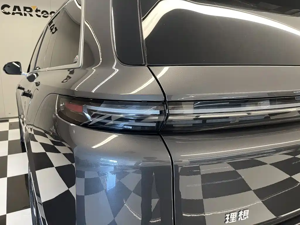 Li Auto Li L8 — миниатюра 10