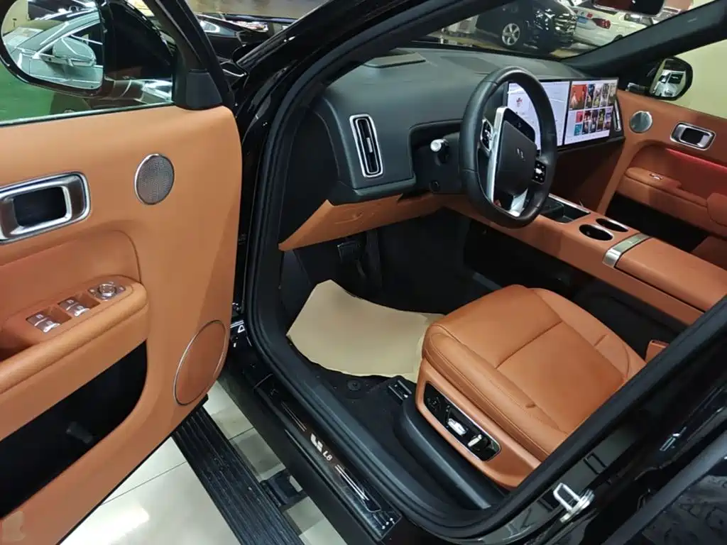 Li Auto Li L8 — миниатюра 16