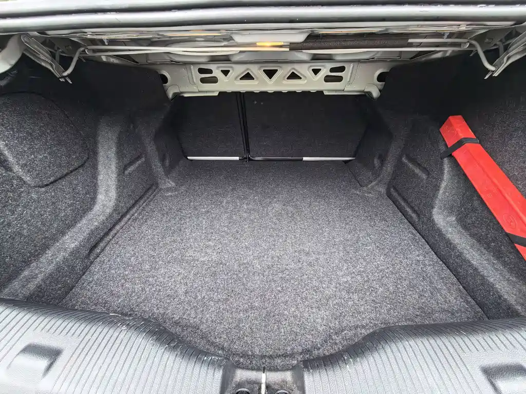 Chevrolet Cruze — миниатюра 28