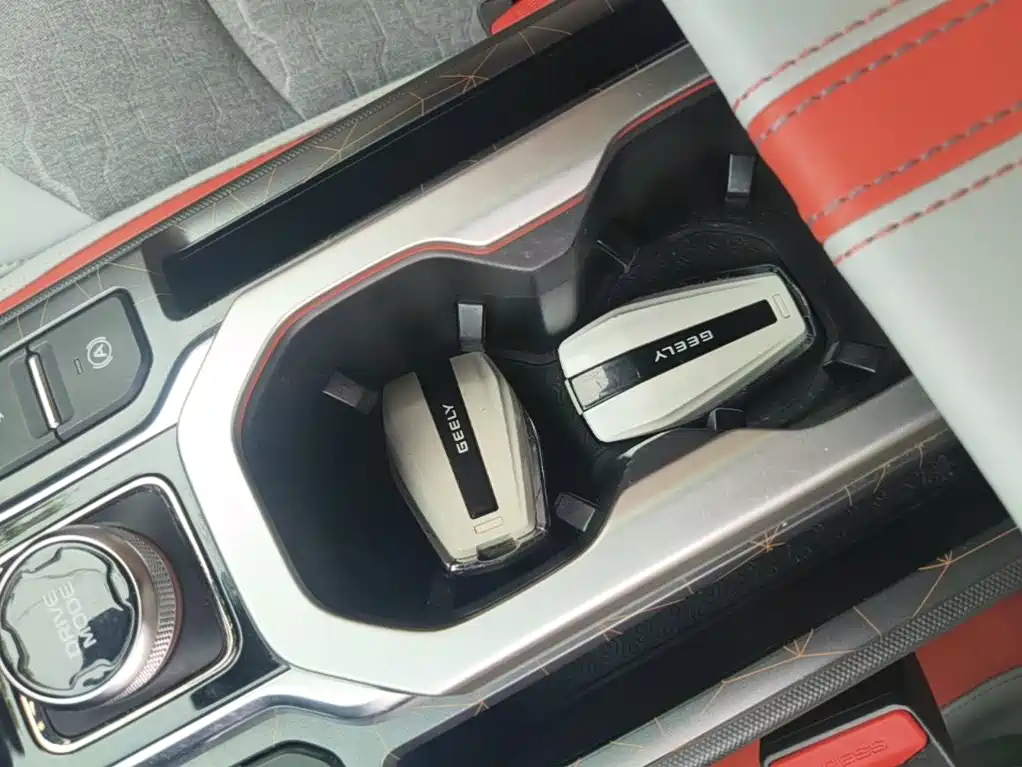 Geely Icon — миниатюра 9