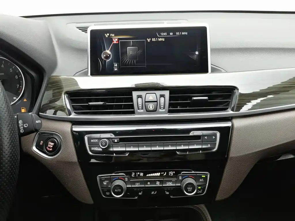 BMW X1 — миниатюра 12