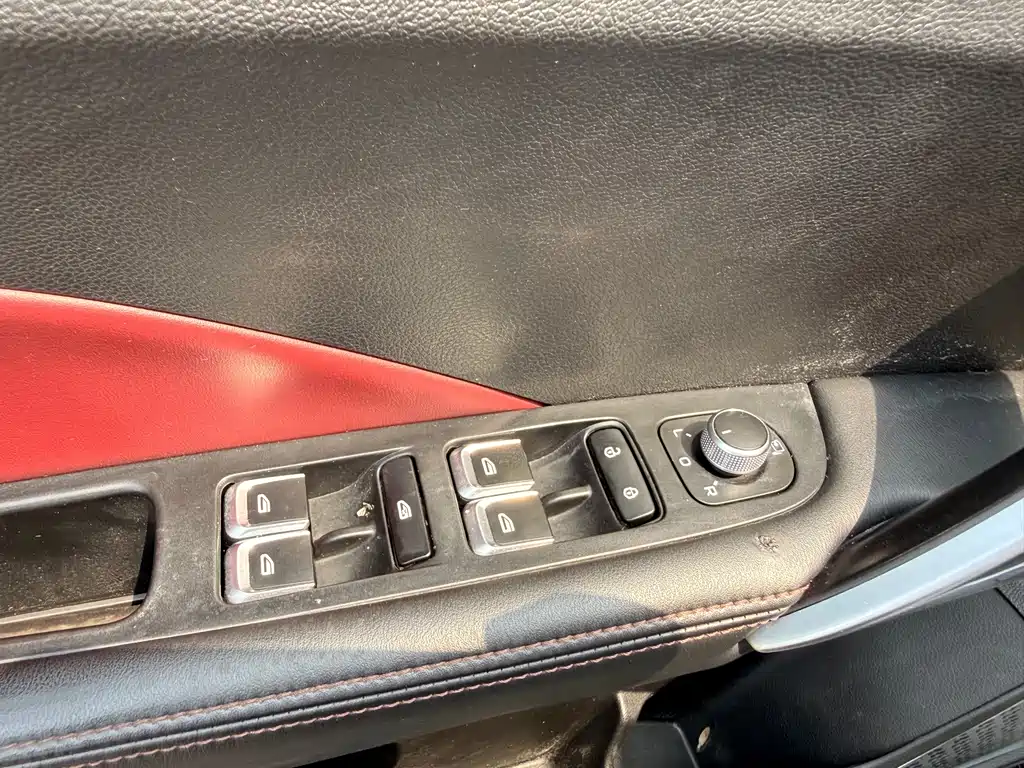 Geely Binyue — миниатюра 21