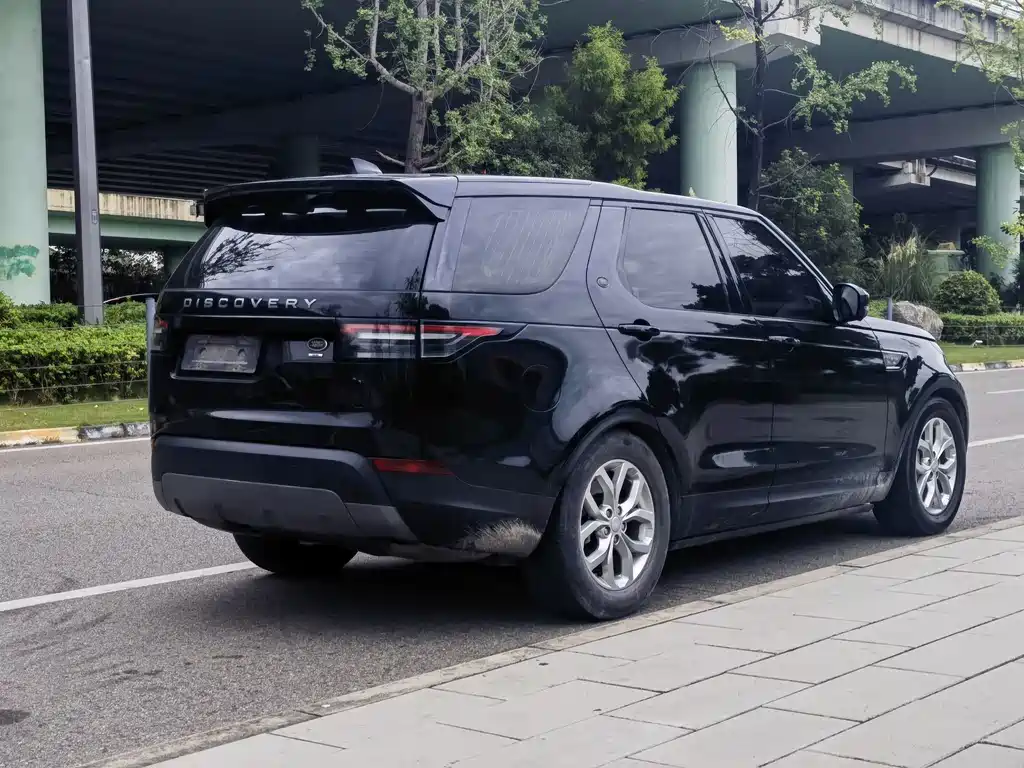 Land Rover Discovery — миниатюра 4