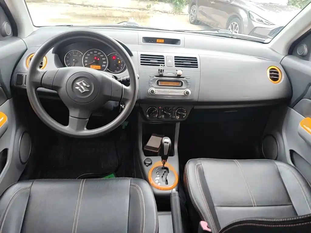 Suzuki Swift — миниатюра 10