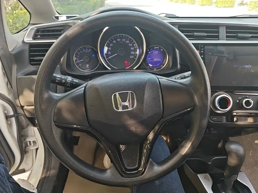 Honda Fit — миниатюра 11