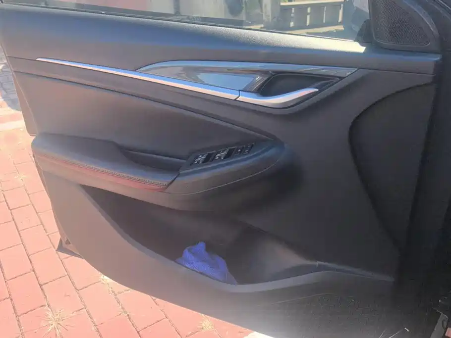 Changan Eado — миниатюра 7