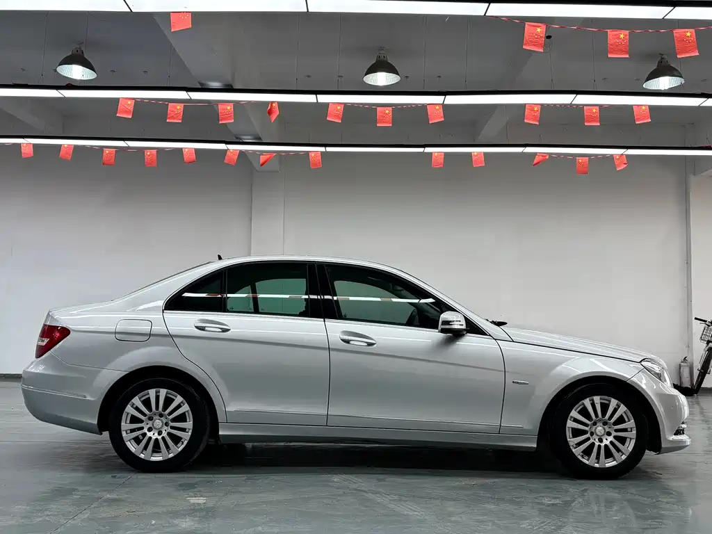 Mercedes-Benz C-Class C 2011 C 200 CGI Fashion