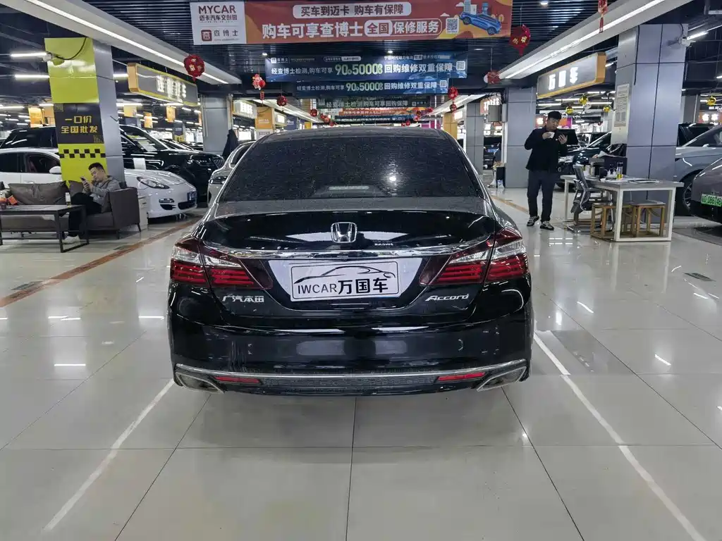 Honda Accord — миниатюра 7