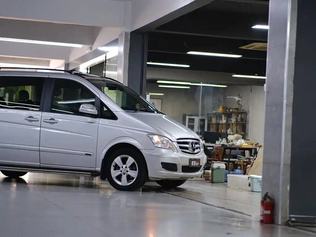Mercedes-Benz Viano — миниатюра 13