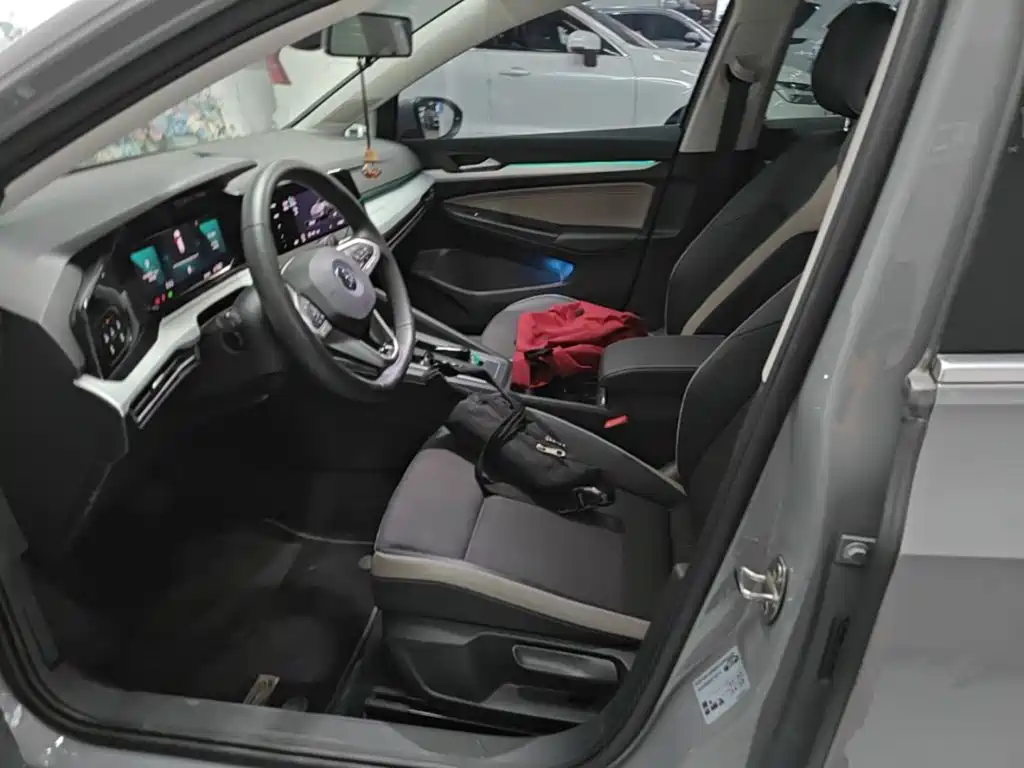 Volkswagen Golf — миниатюра 15