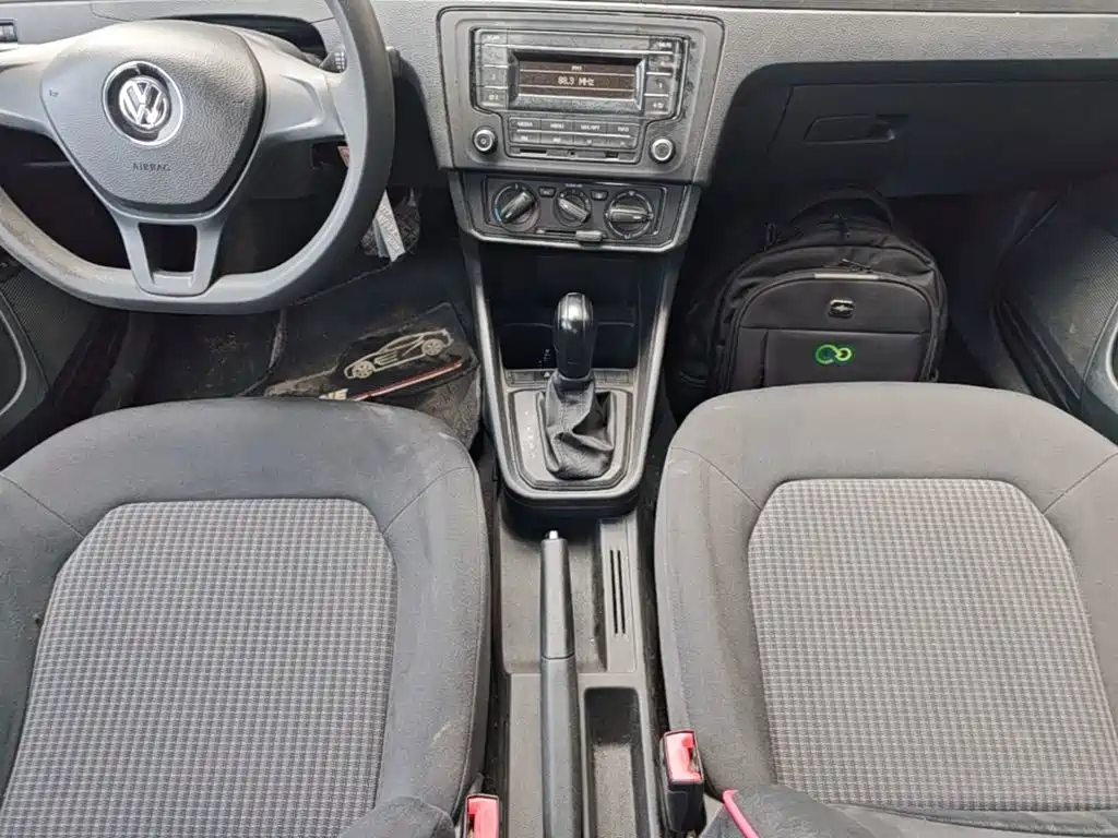 Volkswagen Santana — миниатюра 14