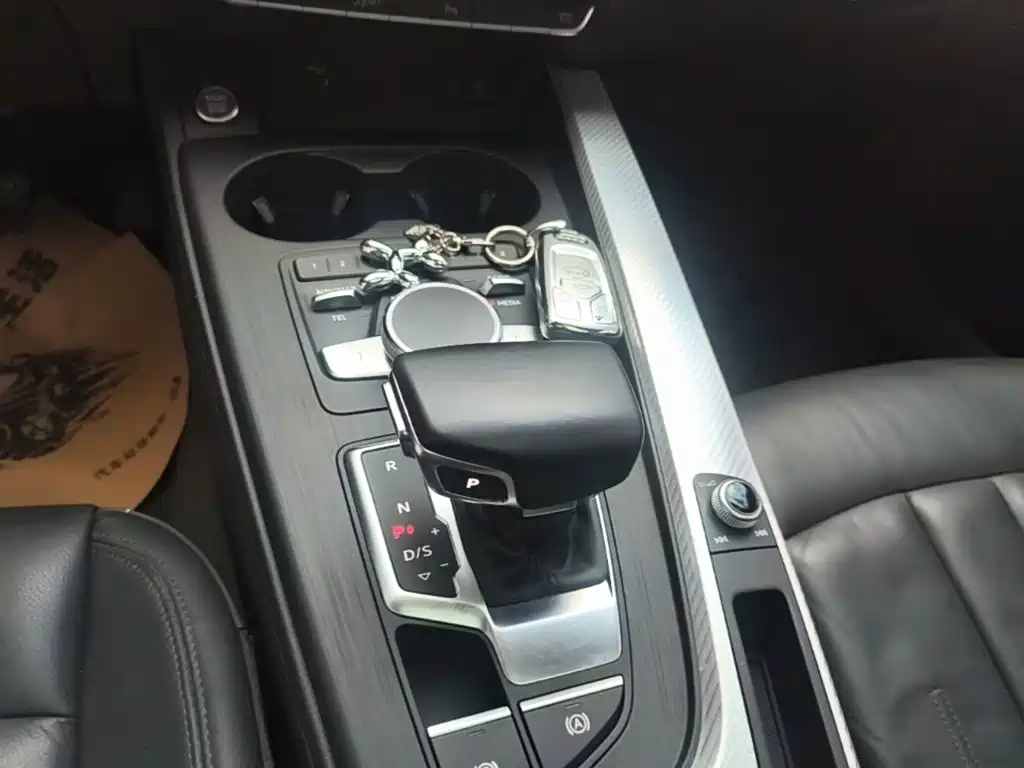 Audi A4L — миниатюра 14