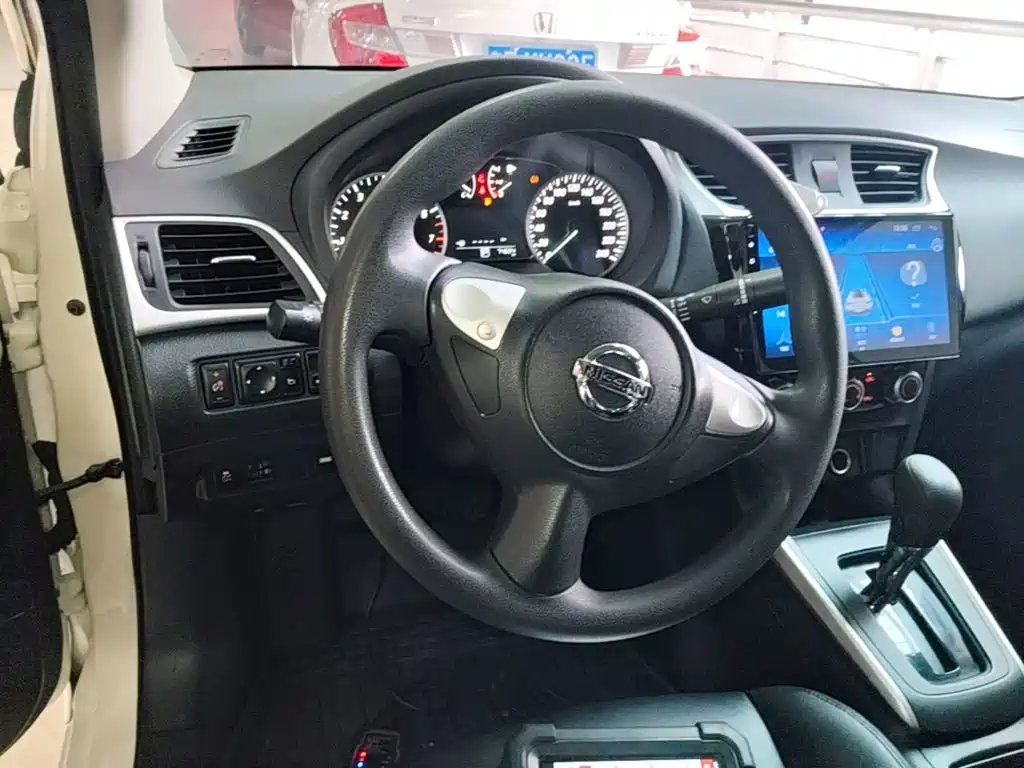 Nissan Sylphy — миниатюра 11