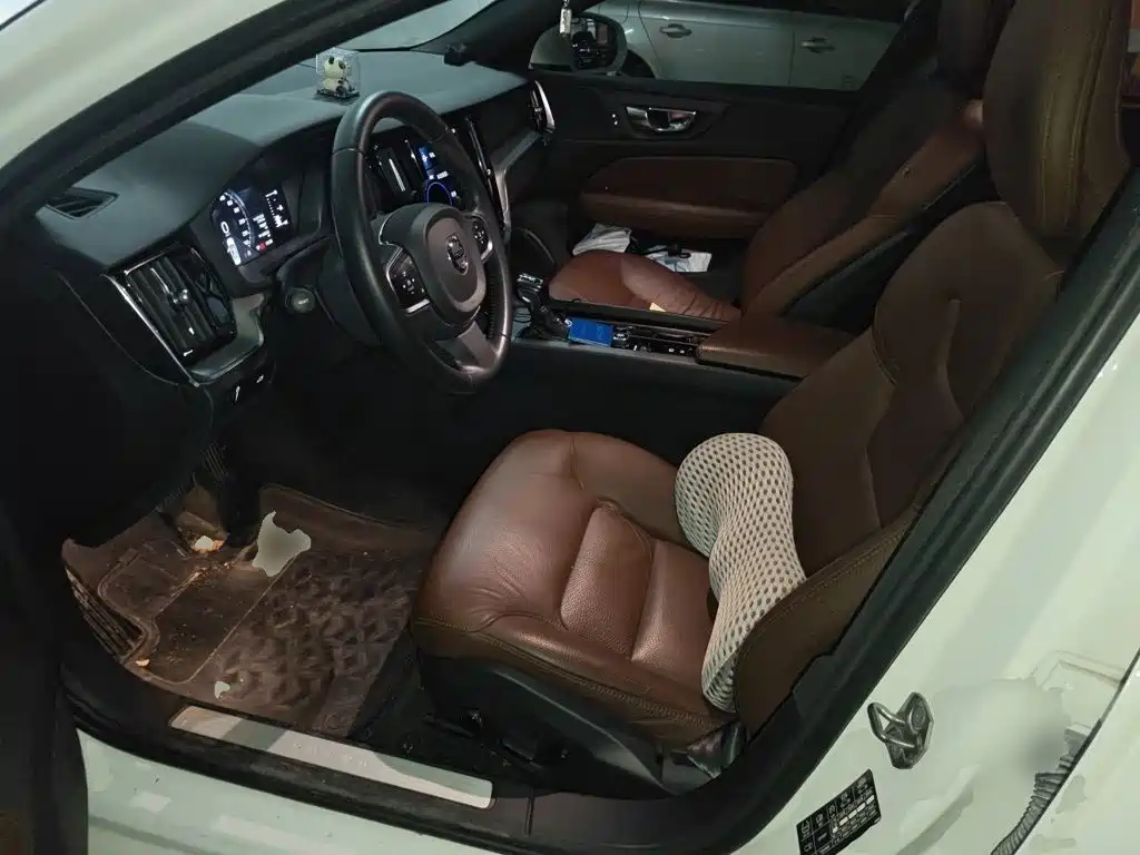 Volvo S60 — миниатюра 16