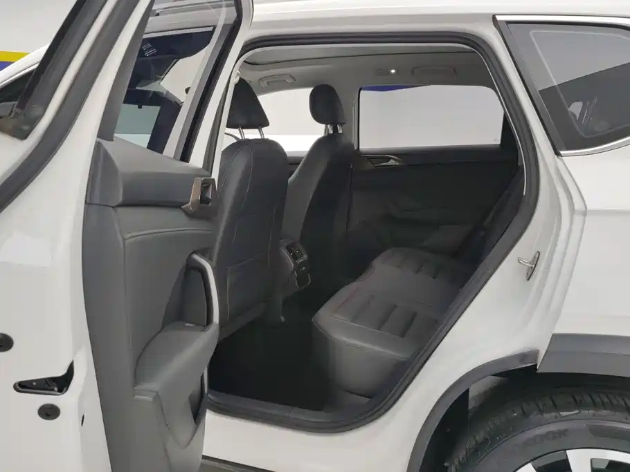 Volkswagen Tharu — миниатюра 11