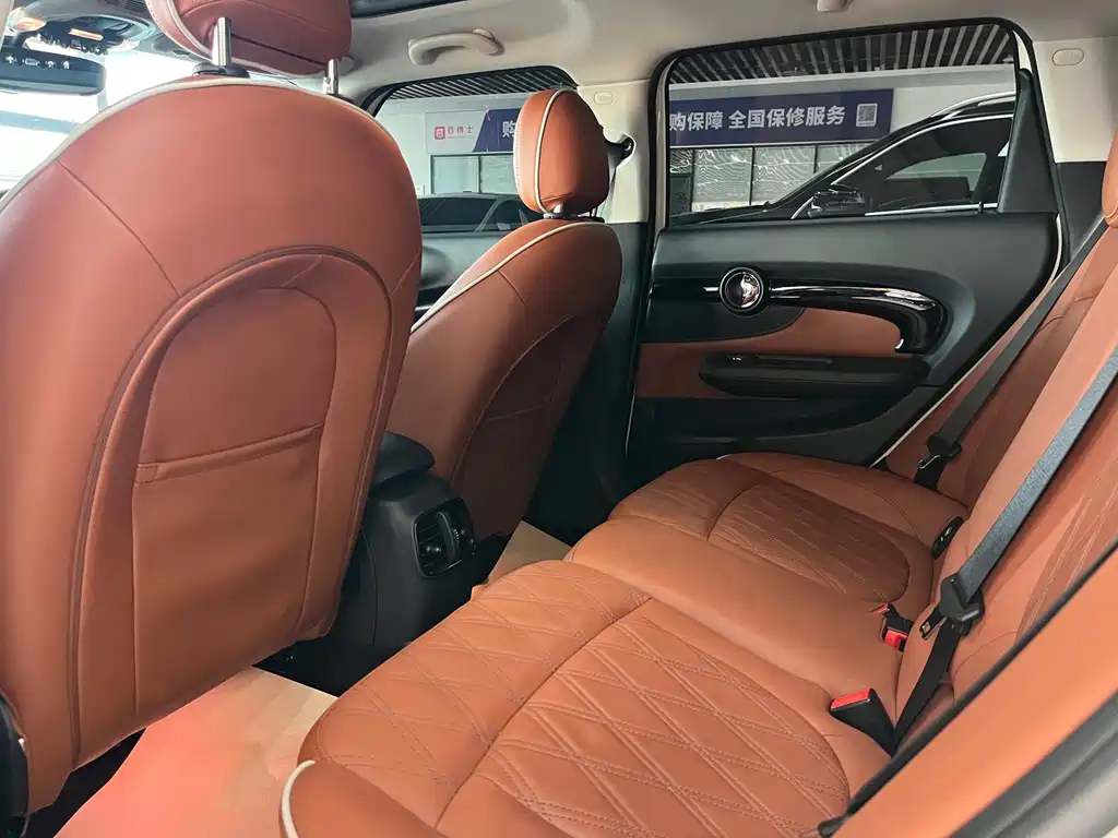 MINI Mini Clubman — миниатюра 7