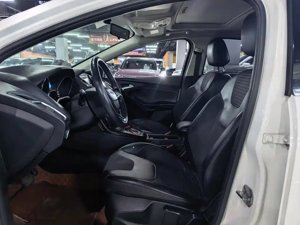Ford Focus — миниатюра 5