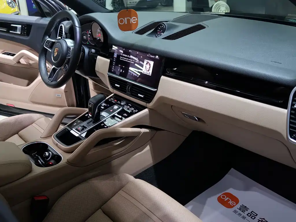 Porsche Cayenne 2018 Cayenne 3.0T