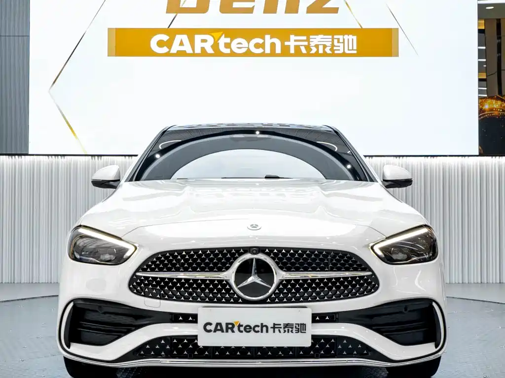 Mercedes-Benz C-Class — миниатюра 2