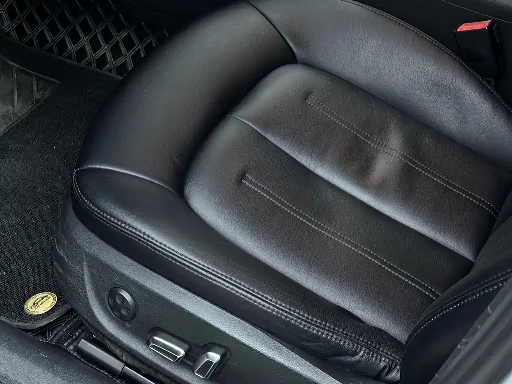 Audi A6L — миниатюра 6