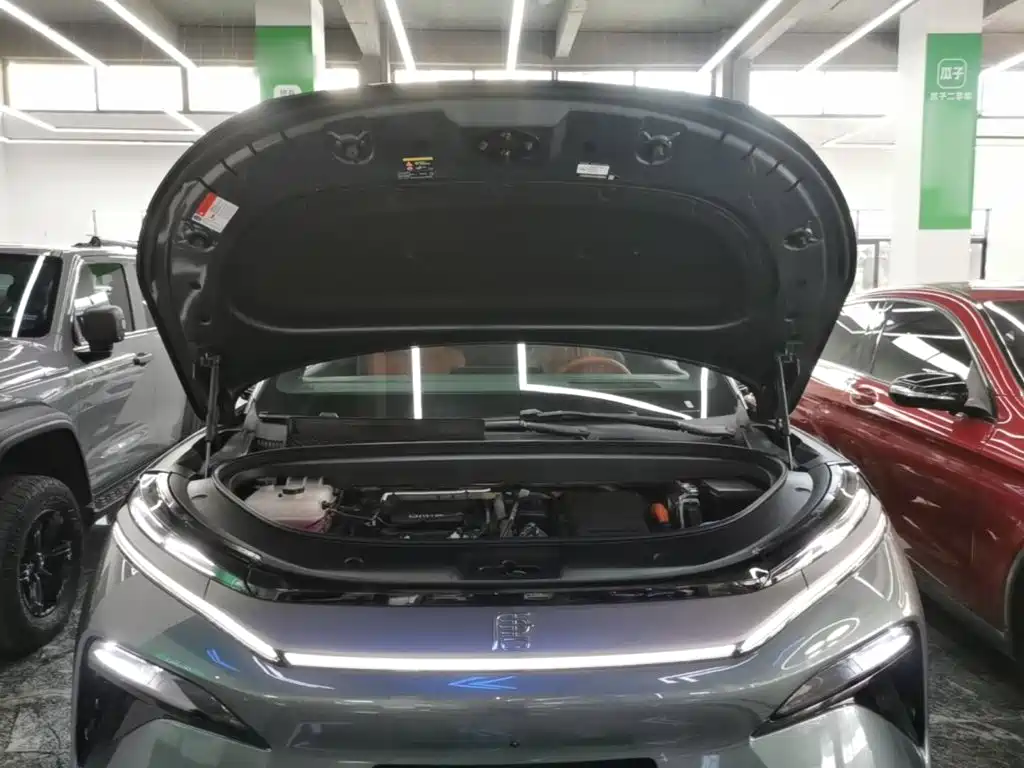 BYD Tang L — миниатюра 20