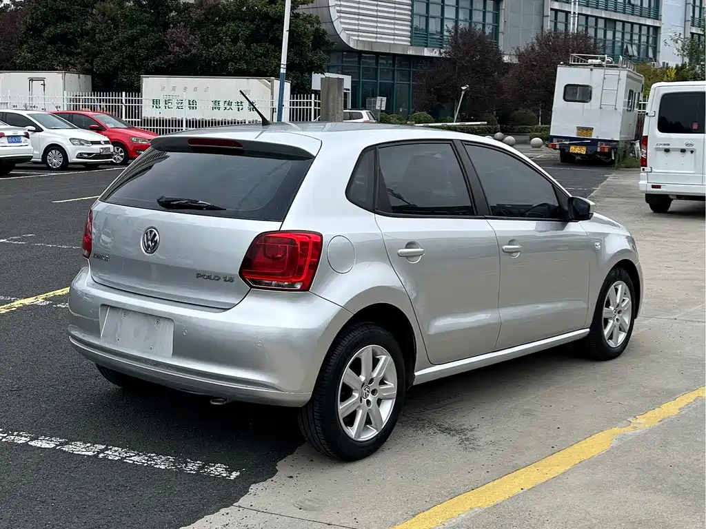 Volkswagen Polo — миниатюра 4
