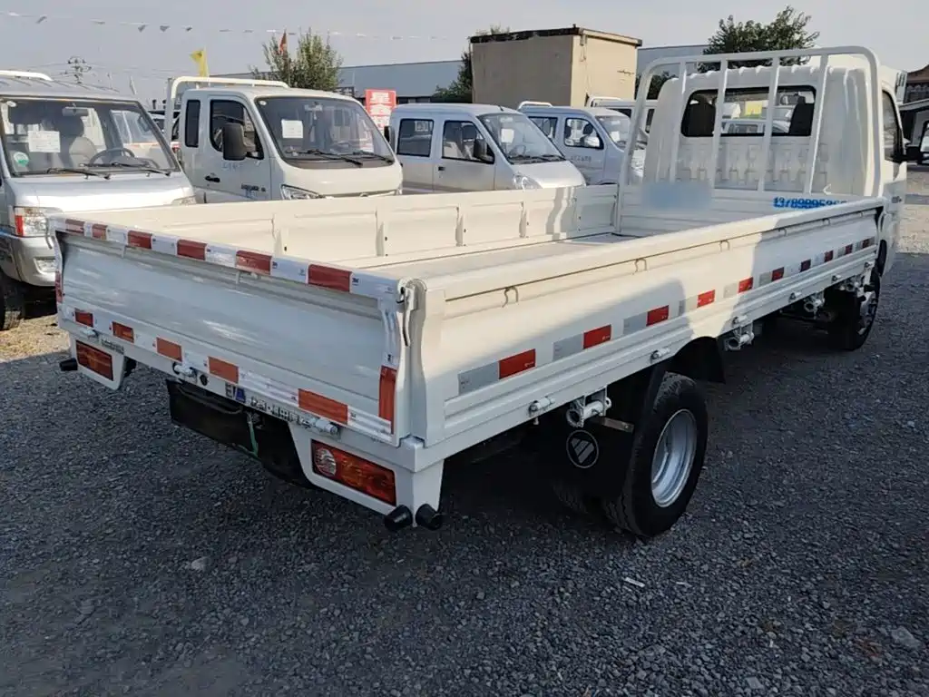 Foton Xiangling M New Energy — миниатюра 7