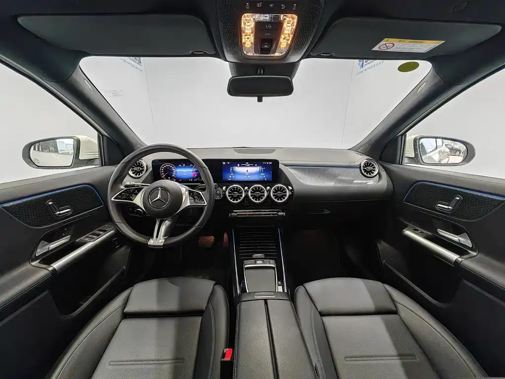 Mercedes-Benz GLA — миниатюра 10