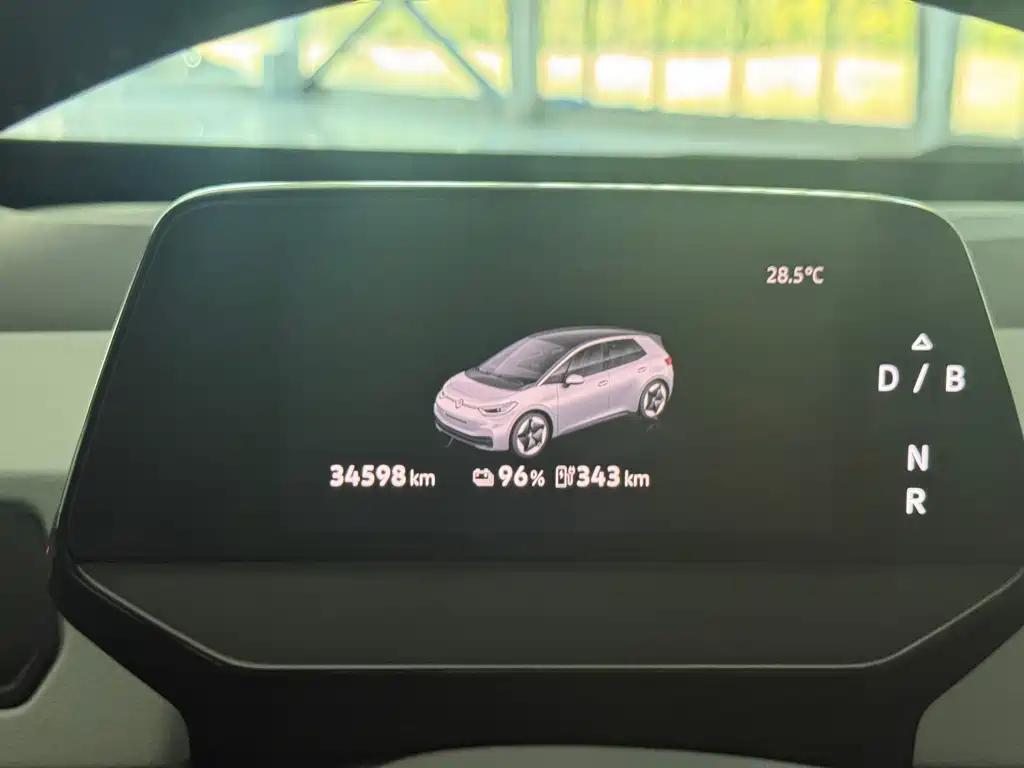 Volkswagen ID.3 — миниатюра 5