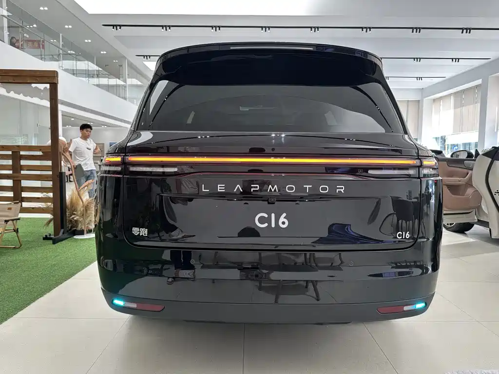 Leapmotor C16 2027 630 6 мест