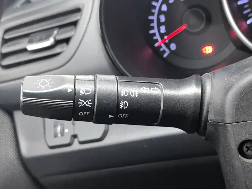 Kia K2 — миниатюра 21