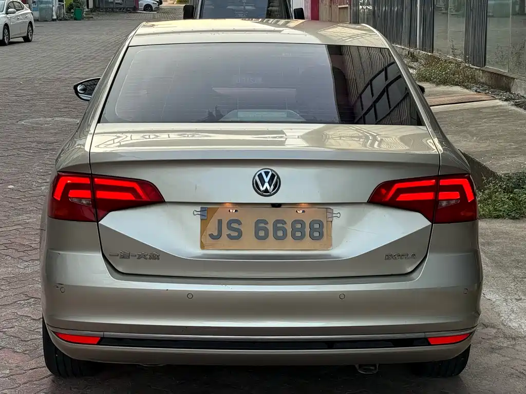 Volkswagen Bora — миниатюра 10