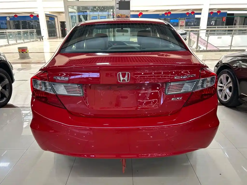 Honda Civic — миниатюра 5