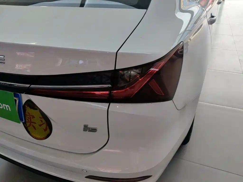 Roewe i5 — миниатюра 8