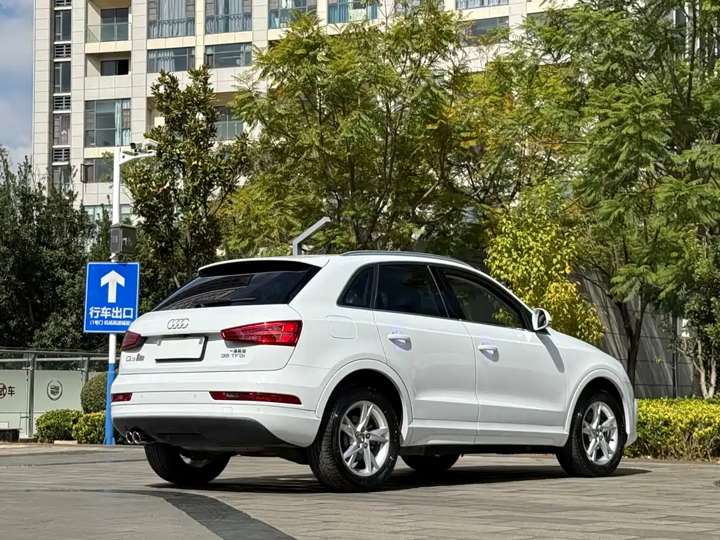 Audi Q3 — миниатюра 7