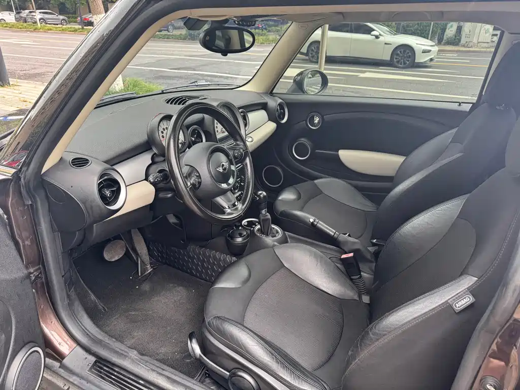 MINI Mini Clubman — миниатюра 12