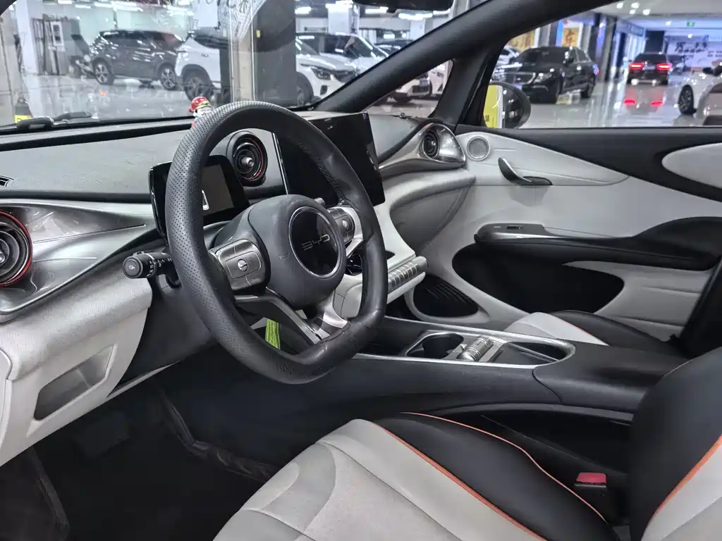 BYD Dolphin — миниатюра 7