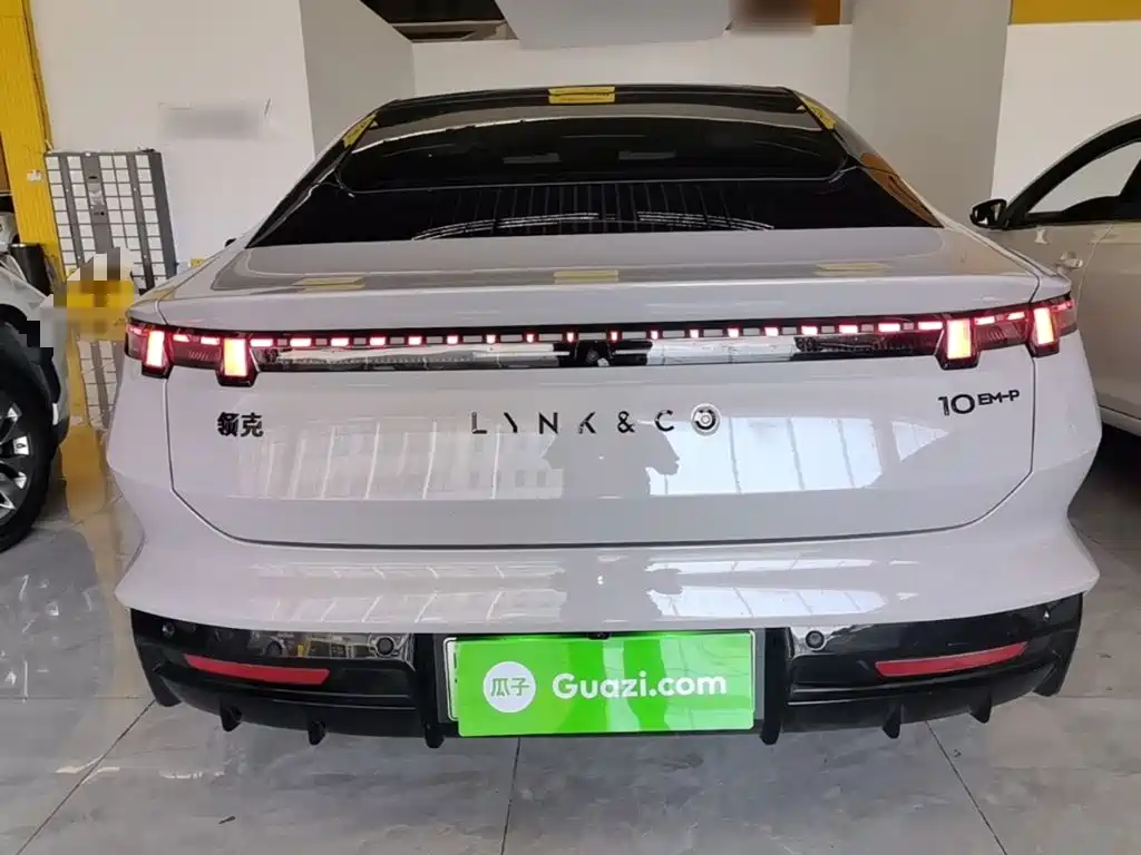 Lynk & Co 10 — миниатюра 6