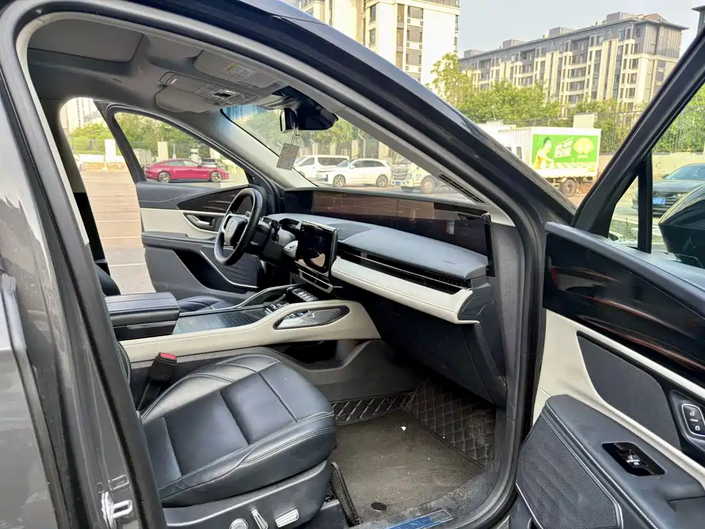 Lincoln Nautilus 2023 2.0T
