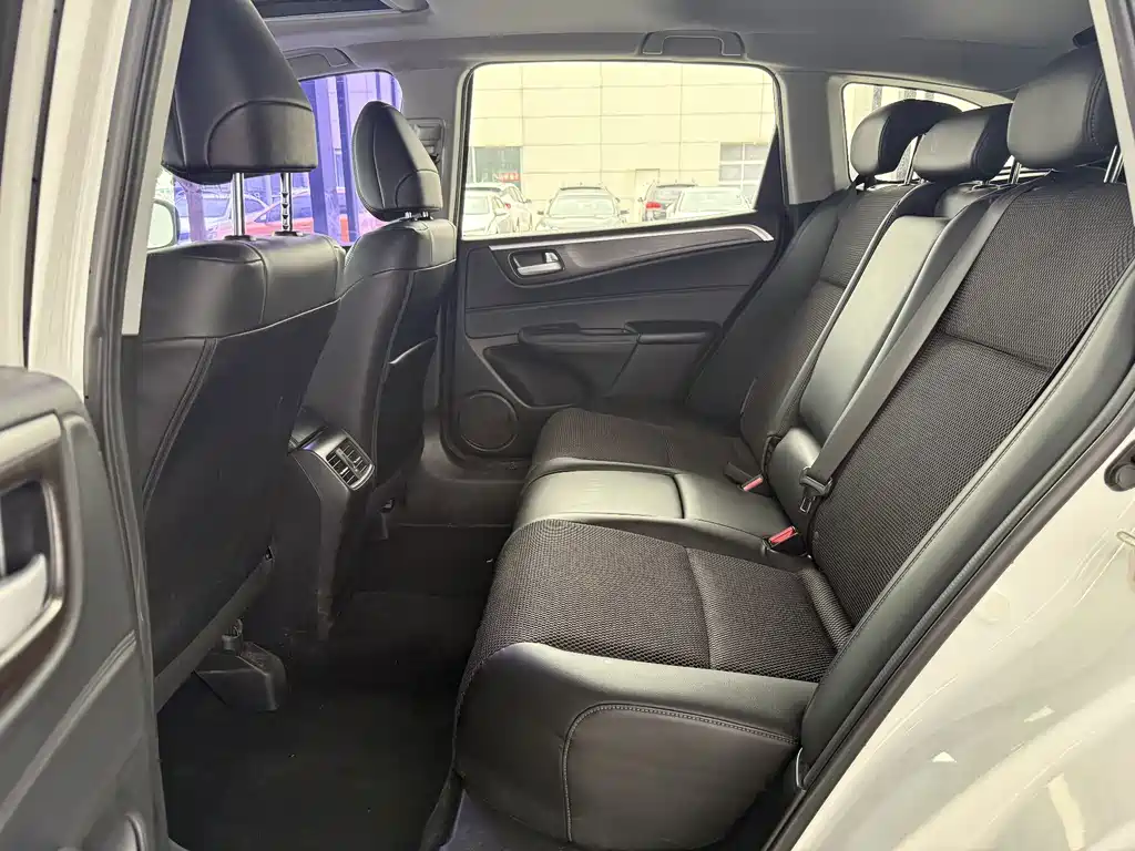 Honda Jade — миниатюра 7