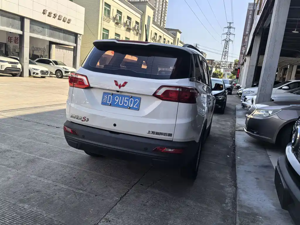 Wuling Hongguang S3 — миниатюра 7