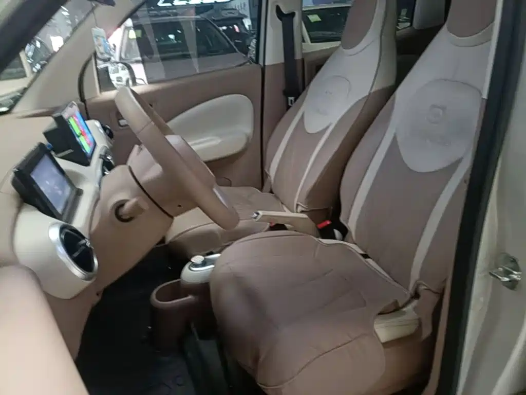 Wuling MINIEV — миниатюра 15